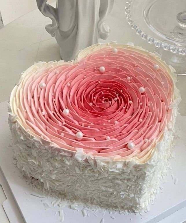 Heart Rosette Elegance